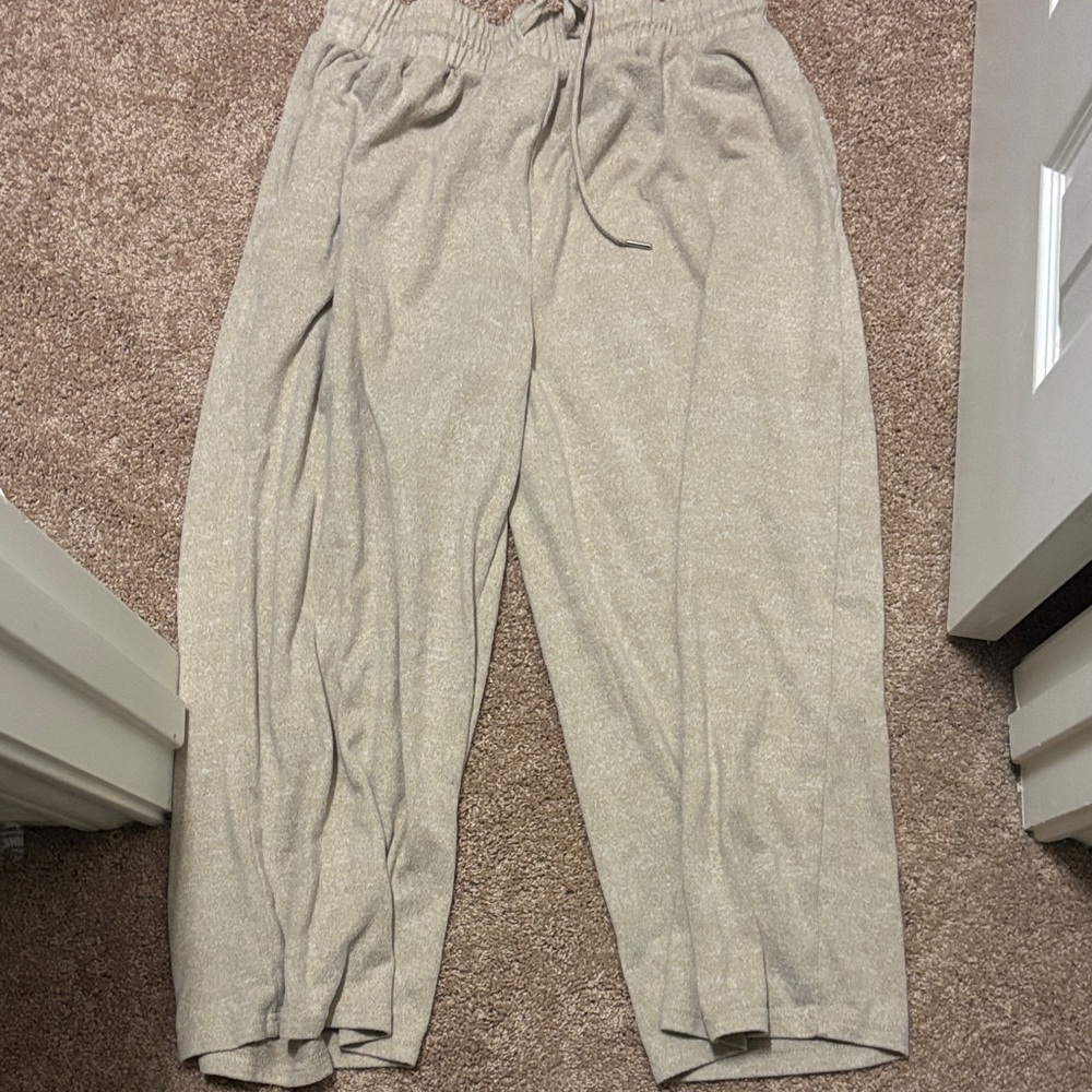 Time and Tru Men's Light Gray Sweatpants